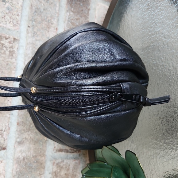 Fun Black Faux-Leather "Ball" Purse - Picture 3 of 9